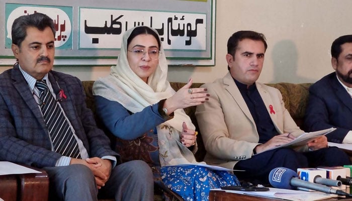 Balochistan AIDS Control Program Coordinator Dr Sehrin Nosherwani, along with others, addresses to media persons during a press conference in connection with World AIDS Day, at Quetta Press Club on Sunday, November 30, 2025. — PPI