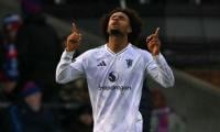 Zirkzee ends goal drought to inspire Man Utd victory at Palace