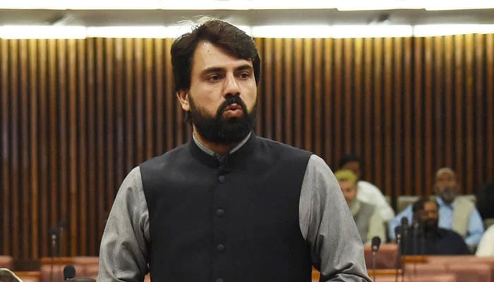 MNA Shahid Khattak speaks during a NA session. — Facebook/Shahid Khattak Official/File