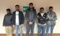 5 Pakistanis Deported From Sharjah For Using Fake UK Visas