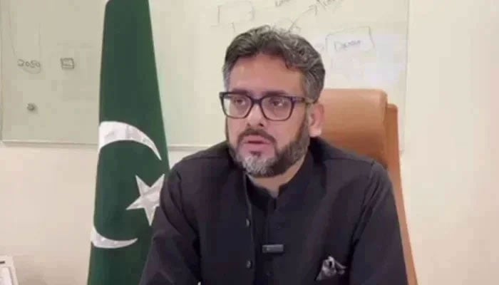 Advisor to the KP Chief Minister on Finance Muzzammil Aslam seen in this image. — Screengrab via Facebook@PTIUKOfficial/File