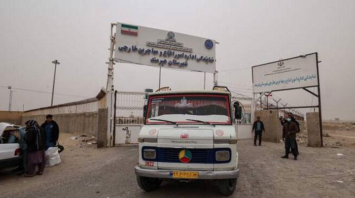 Three Afghan migrants die of cold while trying to cross into Iran