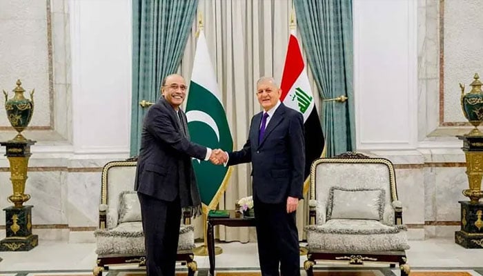 President Asif Ali Zardari meets Iraqi President Dr Dr Abdul Latif Jamal Rashid in Baghdad, Iraq on December 21, 2025. — President office