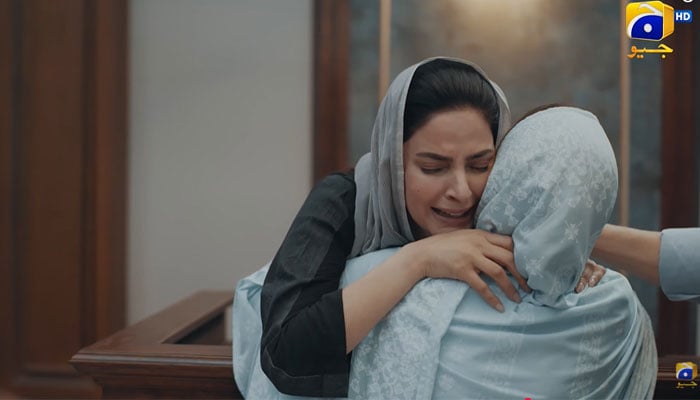 Saba Qamar in a screengrab taken from Case No 9 episode 10. — YouTube/HarPalGeo