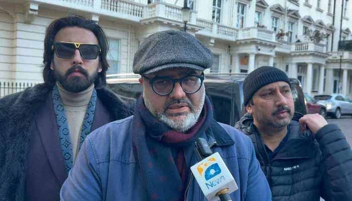 Former special assistant to ex-PM Imran Khan, Mirza Shahzad Akbar speaking to journalists outside High Commission in Knightsbridge, London. — Reporter/File