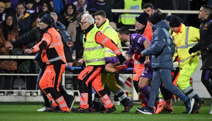 Edoardo Bove is carried off after his collapse playing for Fiorentina in 2024. —AFP/File