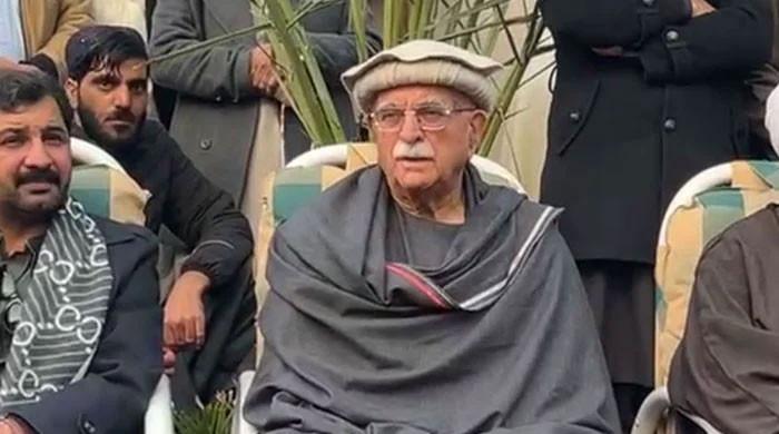 Achakzai calls for 'national govt' to hold elections