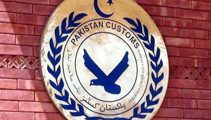This image shows the logo of the Pakistan Customs on the wall. — APP/File