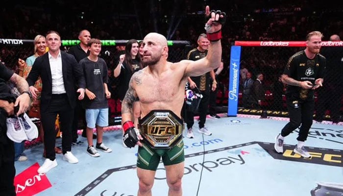 MMA fighter Alexander Volkanovski poses for a picture after victory against Diego Lopes in UFC 325 in Australia, Sydney on February 1, 2026. — X@ufc