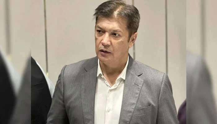 An undated photo of former president of the Federation of Pakistan Chambers of Commerce and Industry (FPCCI) SM Tanveer addressing an event on December 4, 2024. — Facebook/@SMTanveer