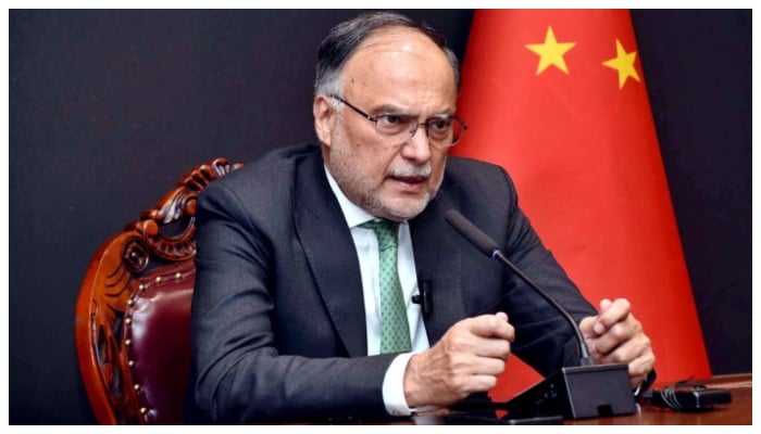 Federal Minister for Planning, Development and Special Initiatives Ahsan Iqbal talking to the Chinese media about his visit at the Pakistan Embassy. — APP