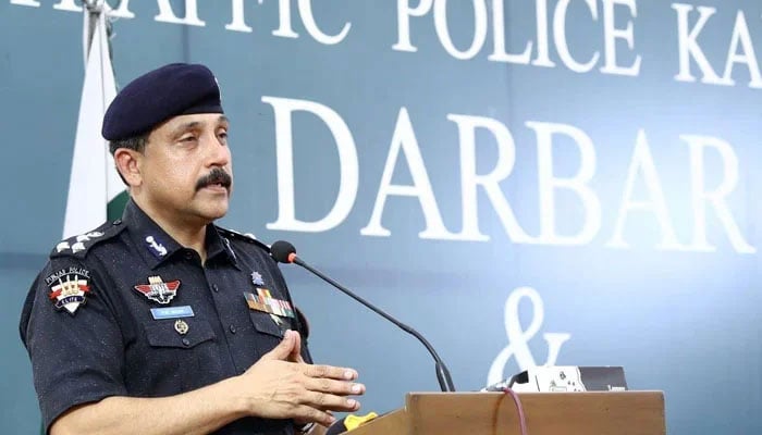 Peer Muhammad Shah reinstated as Karachi traffic police chief