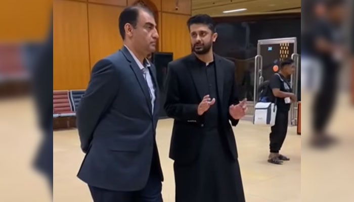 Director FIA Karachi Zone, Muntazir Mehdi (left), is seen during a visit to the Jinnah International Airport on February 22, 2026. — Screengrab via Facebook@FIA Karachi Zone