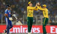 S Africa Inflict Humiliating Defeat On India In Super Eight Clash