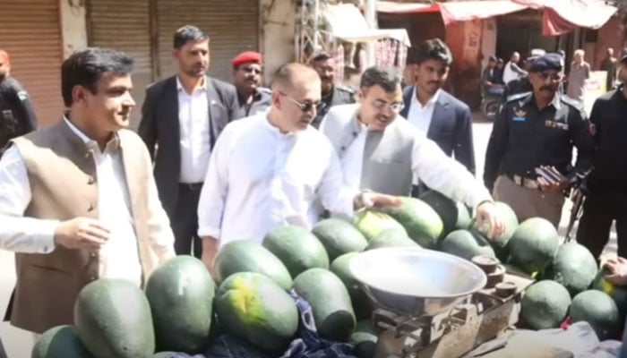 Sindh Senior Minister for Information and Transport, Sharjeel Inam Memon, is seen during a visit to a commercial centre in Hyderabad to review the prices of food items on March 1, 2026. — Screengrab via Facebook@rawalsharjeelmemonSIM