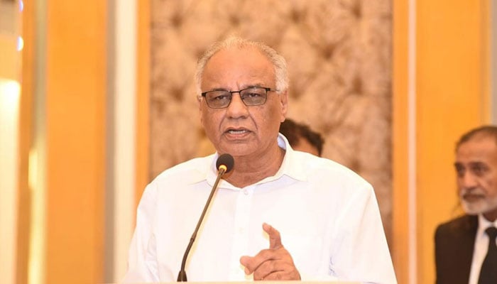 Social activist and Community Police Karachi (CPK) chief Murad Soni addresses an event on November 18, 2024. — Facebook@CPKDHAC