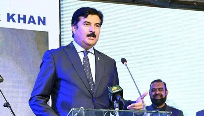 Khyber Pakhtunkhwa Governor Faisal Karim Kundi speaks at an event in this undated image. — APP/File