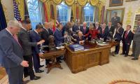 Pastors Pray For Trump In Oval Office Amid US-Israel War With Iran