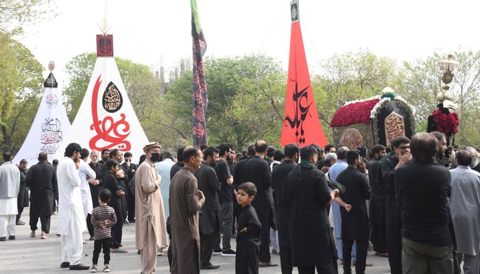 People participate in the mourning procession of Youm-e-Ali, from G-6/4 to G-6/2 in the Federal Capital on March 10, 2026. — Online