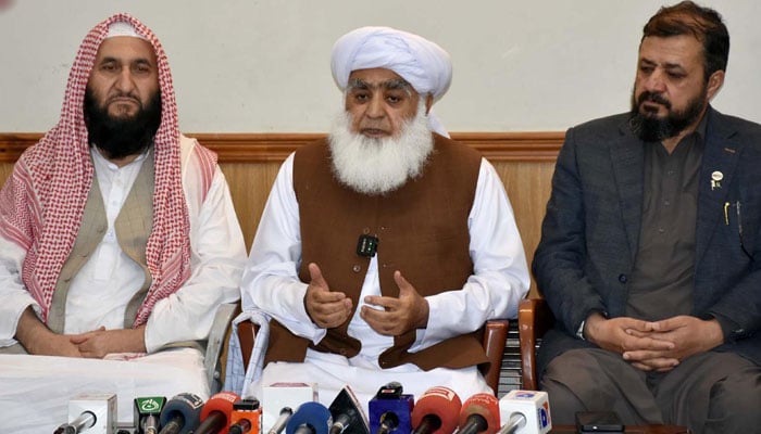 Provincial chief of Jamiat Ulema-e-Islam (F) Senator Maulana Abdul Wasey addresses a press conference on March 12, 2026. — INP