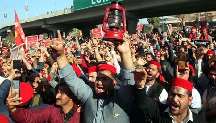 This representational image shows activists of Awami National Party (ANP) holding a protest in Khyber Pakhtunkhwa. — PPI/File
