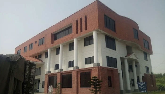 BISE, Mirpurkhas building seen in this image. — bisempk.edu.pk/File