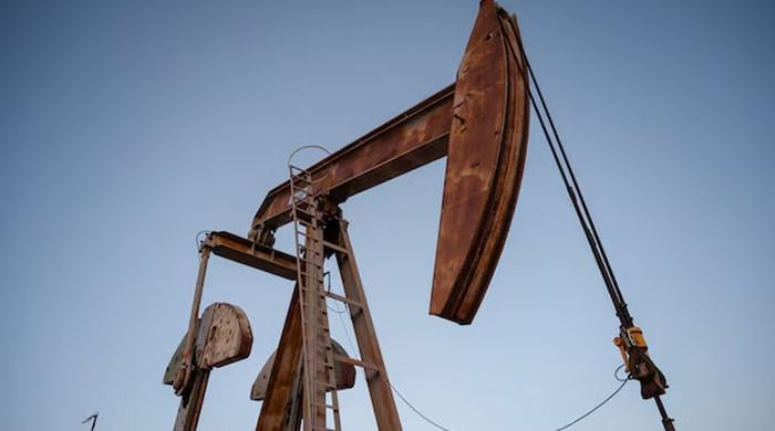 Oil falls as reports of 15-point proposal spurs ceasefire hopes