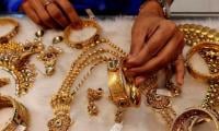 Gold Prices Decrease By Rs1,000 Per Tola