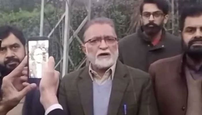 Jamaat-e-Islami Lahore Emir Zia-ud-Din Ansari Advocate addresses the media on January 9, 2026. — Screengrab via Facebook@ZiaAnsariJIP