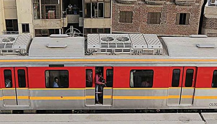 Strategic decision to launch Lahore Smart Rapid Transport