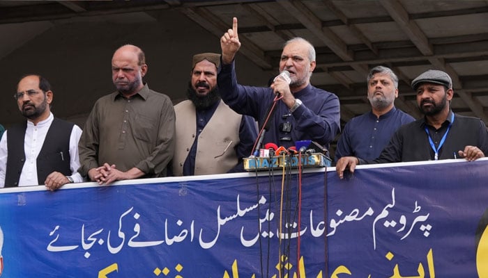 Jamaat-e-Islami (JI) chief Hafiz Naeem-ur-Rehman addresses a large protest demonstration on Multan Road, Lahore, on April 3, 2026. — Facebook@HafizNaeemRehman