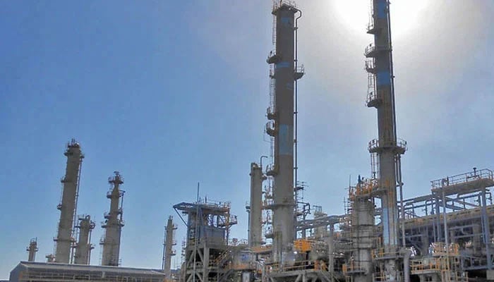 Refineries set for Rs22bn windfall