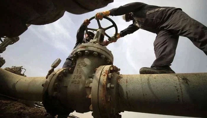 Gas imports increase, domestic production tumbles