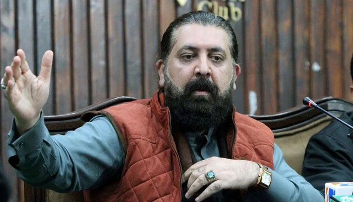 Pakistan Tehreek-e-Insaf (PTI) secretary information Sheikh Waqas Akram addresses media persons during a press conference at Peshawar press club on February 27, 2025. — PPI