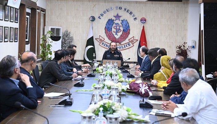 Sindh IGP Javed Alam Odho meets the delegation of the Federation of Pakistan Chambers of Commerce and Industry (FPCCI) at the Central Police Office Karachi on April 9, 2026. — X@SindhPoliceDMC