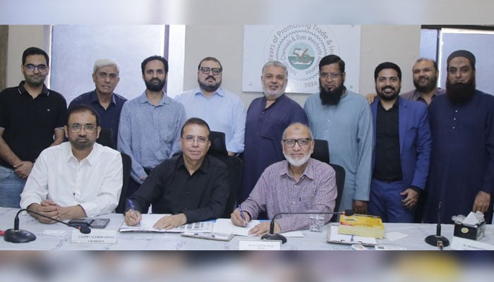 Pakistan Chemicals & Dyes Merchants Association (PCDMA) Chairman Salim Valimuhammad and Ecommerce Gateway Pakistan President Dr Khursheed Nizam sign MoU to jointly organise Chemical & Coating Asia at the Karachi Expo Centre from May 12 to 14, 2026, April 10, 2026. — Facebook/@itifasia