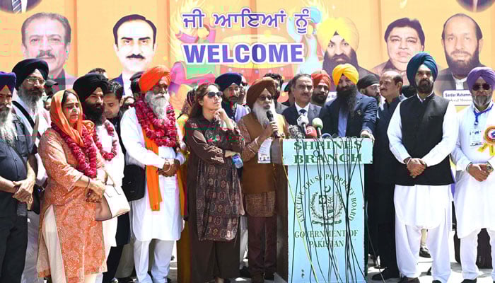Group leader Chief Advisor, Delhi Sikh Gurudwara Management Committee & International Affairs Ex-Chairman, Gurudwara Shri Bangla Saheb, New Delhi sardar Shri Paramjit Singh Chandhok talking to media persons after arriving in Pakistan on April 10, 2026. — APP