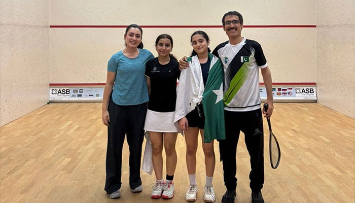 Pakistans Mahnoor Ali claimed gold medal while her sister Sehrish Ali clinched bronze medal at the SRAFTKL International Junior Open Squash Championship in Kuala Lumpur, Malaysia. —  Facebook/@PakistanSquashFederation