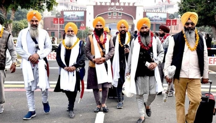 The representational image shows a large number of Sikh Yatrees arriving in Pakistan to participate in religious rituals on Nov 25, 2023. — APP