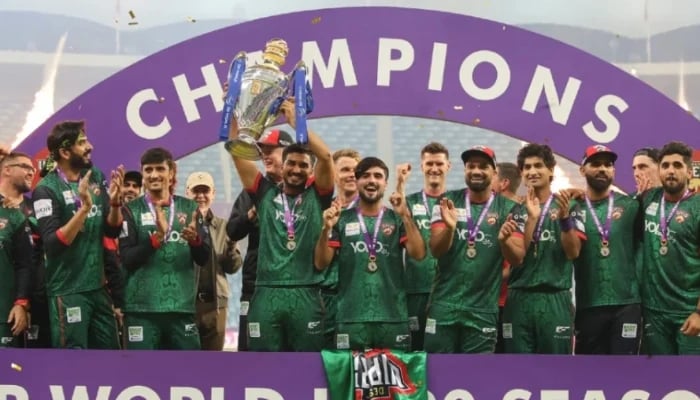 Desert Vipers celebrate after lifting the ILT20 title with victory over MI Emirates at Dubai International Cricket Stadium, Dubai, on January 4, 2026. — ILT20