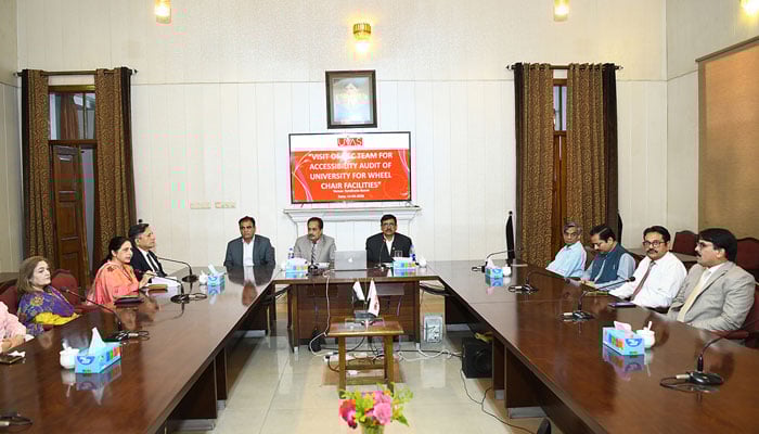 A Higher Education Commission (HEC) team led by DG Research & Analysis Activities (R&AA) Saleem Ullah Sohoo visited the University of Veterinary & Animal Science (UVAS) on April 14, 2026. — Facebook@UVAS.Pakistan