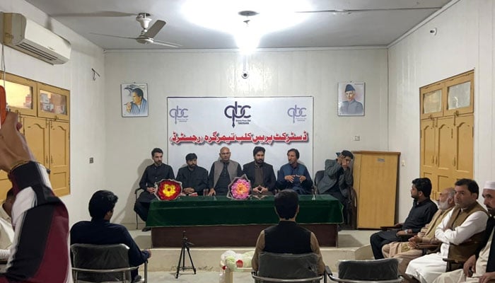 Pakistan Muslim League-Quaid (PMLQ) Youth Wing, President Kamran Saeed Usmani addressing a press conference on April 15, 2026. — Facebook@haleem.asad