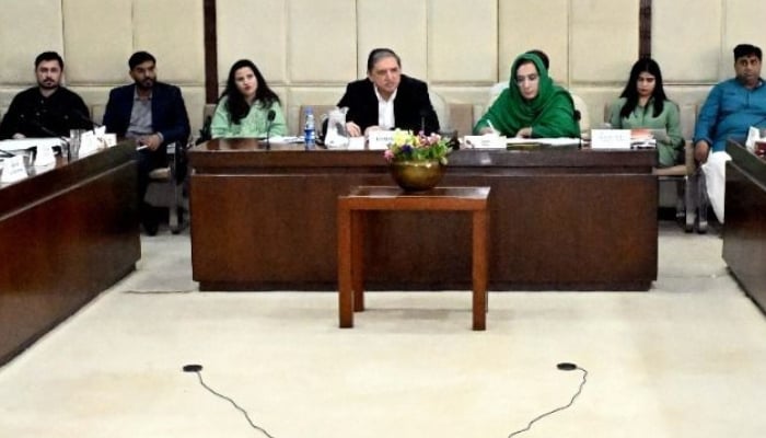 ‎Senator Saleem Mandviwalla chairing the meeting of the Senate Standing Committee on Finance and Revenue. —Facebook@Pakistansenate