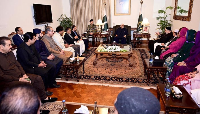 President Asif Ali Zardari in a meeting with a delegation of parliamentarians belonging to Balochistan on April 17, 2026. — PID