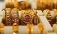 Gold Prices Drop Rs3,300 Per Tola