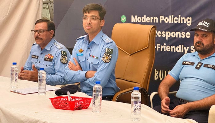 SP Industrial Area Islamabad is conducting a press conference on April 18, 2026. — Facebook@islamabadpolice