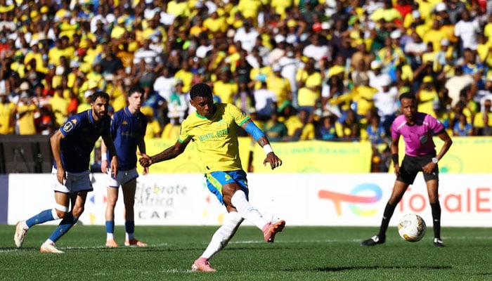 Mamelodi Sundowns Brayan Leon Muniz scores their first goal from a rebound after missing from the penalty spot on April 18, 2026. — Reuters