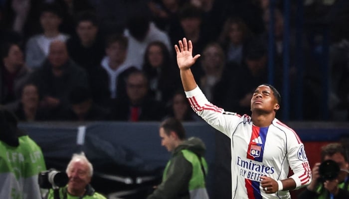 Lyons Brazilian forward  Endrick celebrates after scoring his team first goal during the French L1 football match between Paris Saint-Germain (PSG) and Olympique Lyonnais (OL) at the Parc des Princes stadium in Paris on April 19, 2026. —AFP