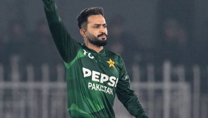 Mohammad Nawaz celebrates after taking the wicket of Sri Lankas Wanindu Hasaranga during the Twenty20 international Tri-Series final cricket match between Pakistan and Sri Lanka at the Rawalpindi Cricket Stadium in Rawalpindi on November 29, 2025. — AFP