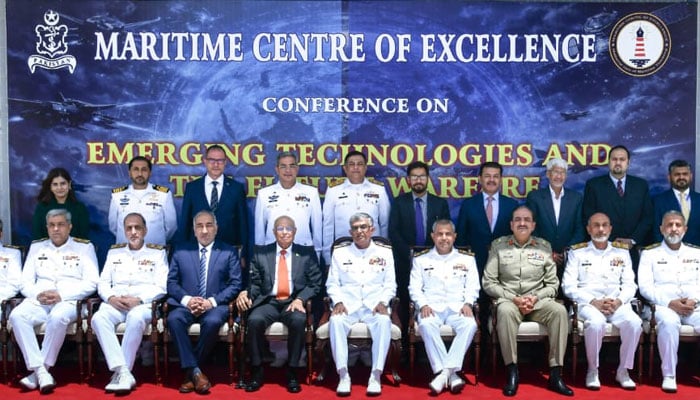 Chief of the Naval Staff Admiral Naveed Ashraf is seen alongwith panel members of the Maritime Centre of Excellence of the Pakistan Navy War College  on April 23, 2026. — Facebook@DgprNavy